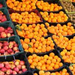 میوه‌های ستاد تنظیم بازار تا ۲۰ درصد ارزان‌تر توزیع می‌شود
